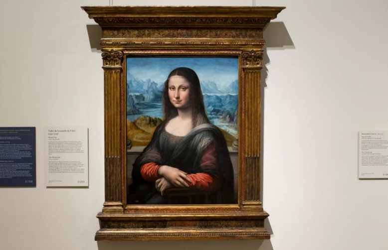 Bild av Mona Lisa i Louvren