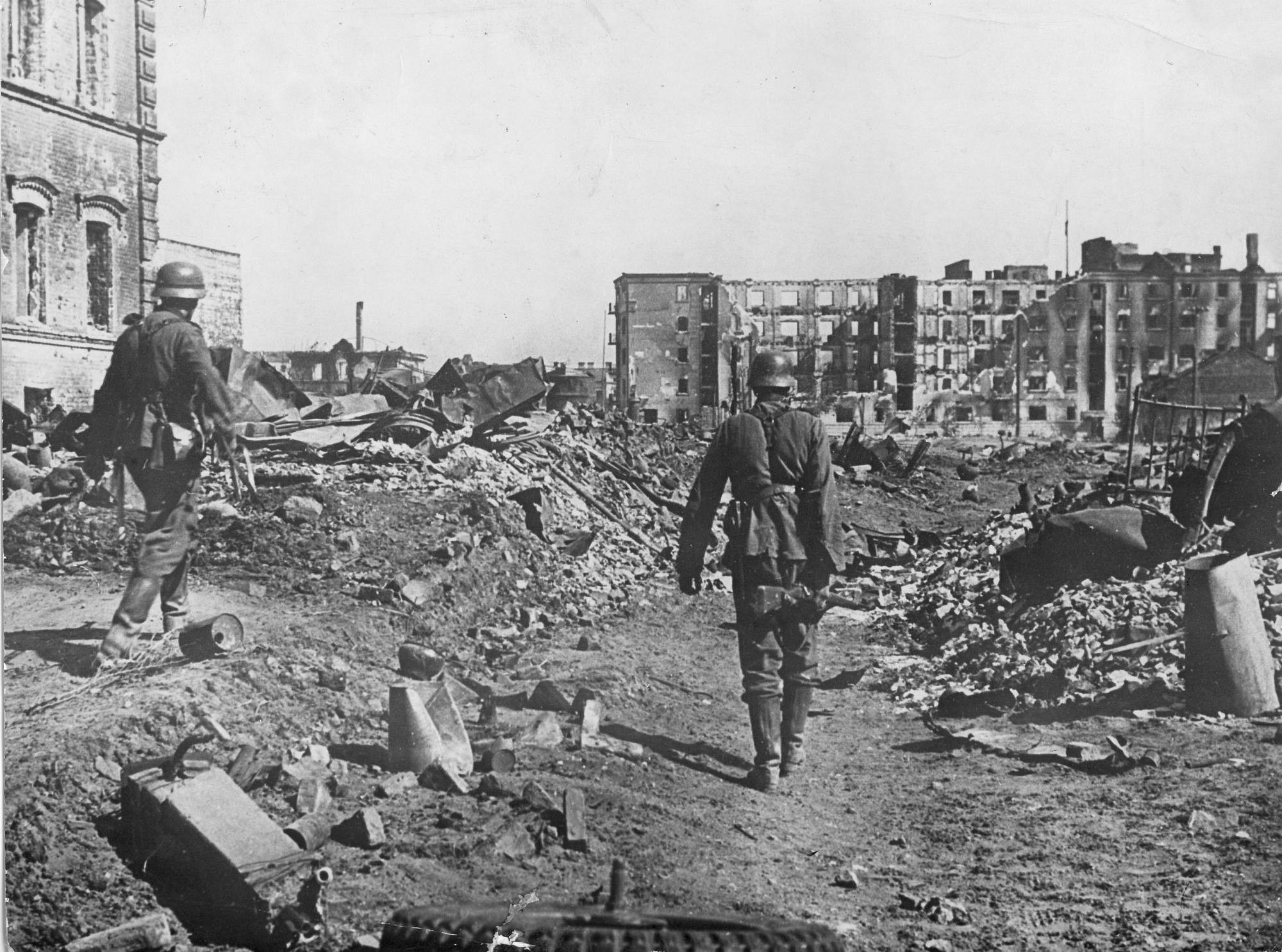 Foto 1942. I Stalingrad fanns det bokstavligen inte ett enda outforskat hus kvar