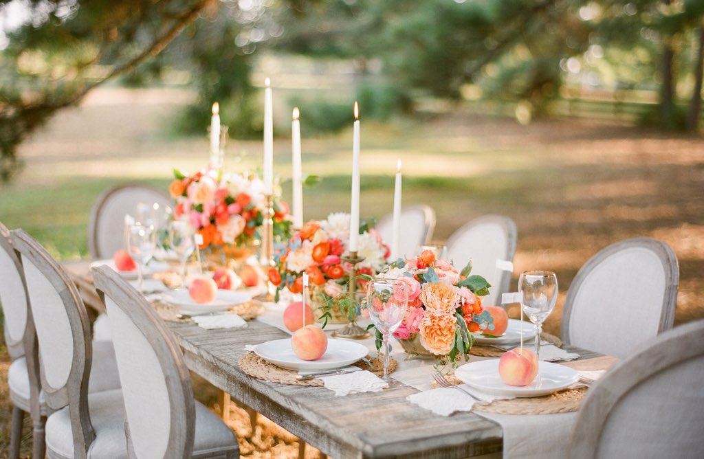 Summer Table Design kommer att vara i perfekt harmoni med lunch i den friska luften