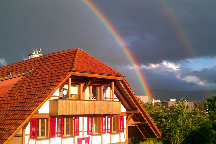 Увидеть радугу над своим домом