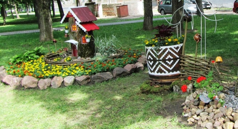 DIY Flowerbed s domem