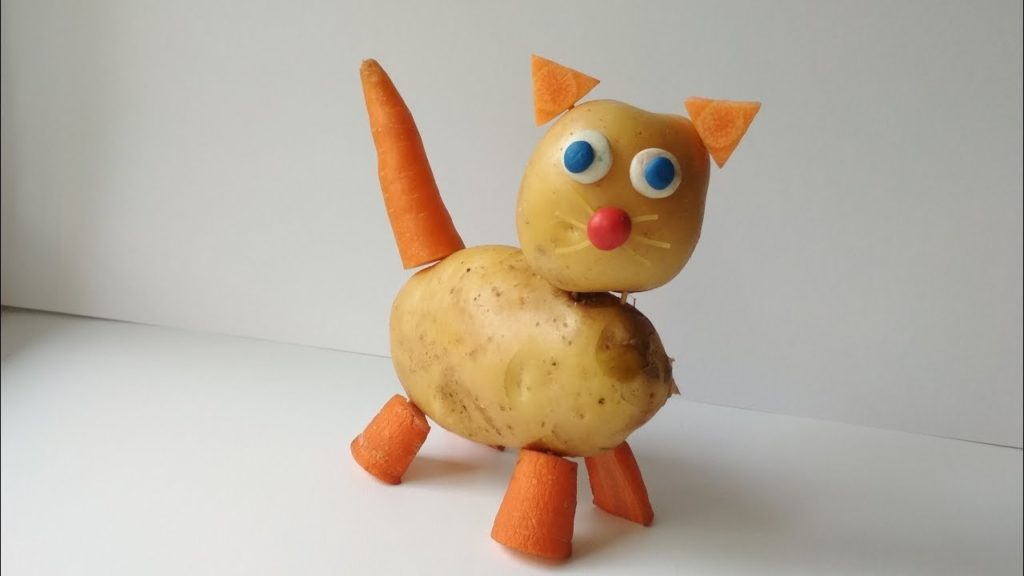 Řemeslné kočky z brambor